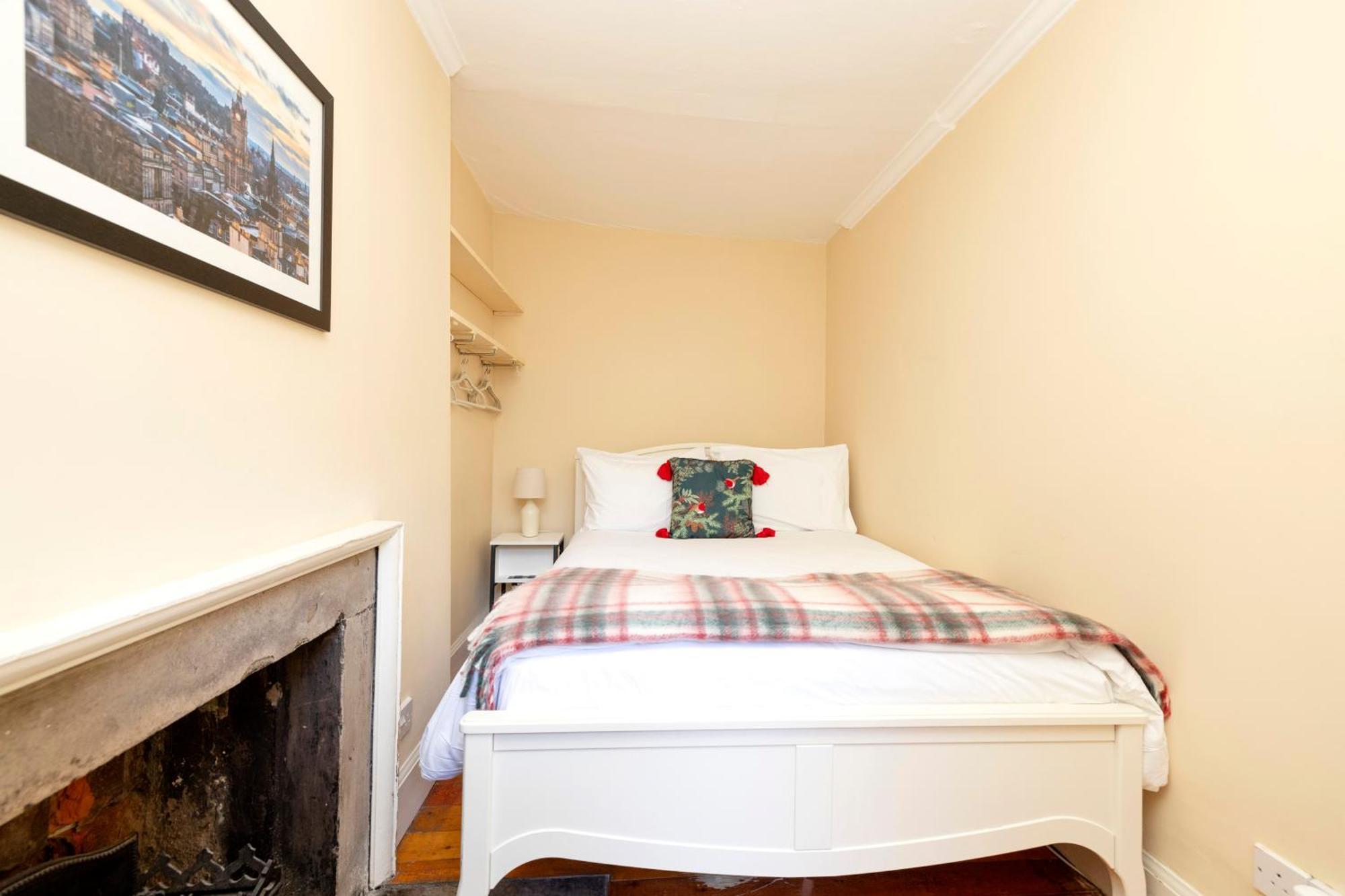 Joivy Beautiful Apartment, Private Garden, Calton Hill Εδιμβούργο Εξωτερικό φωτογραφία