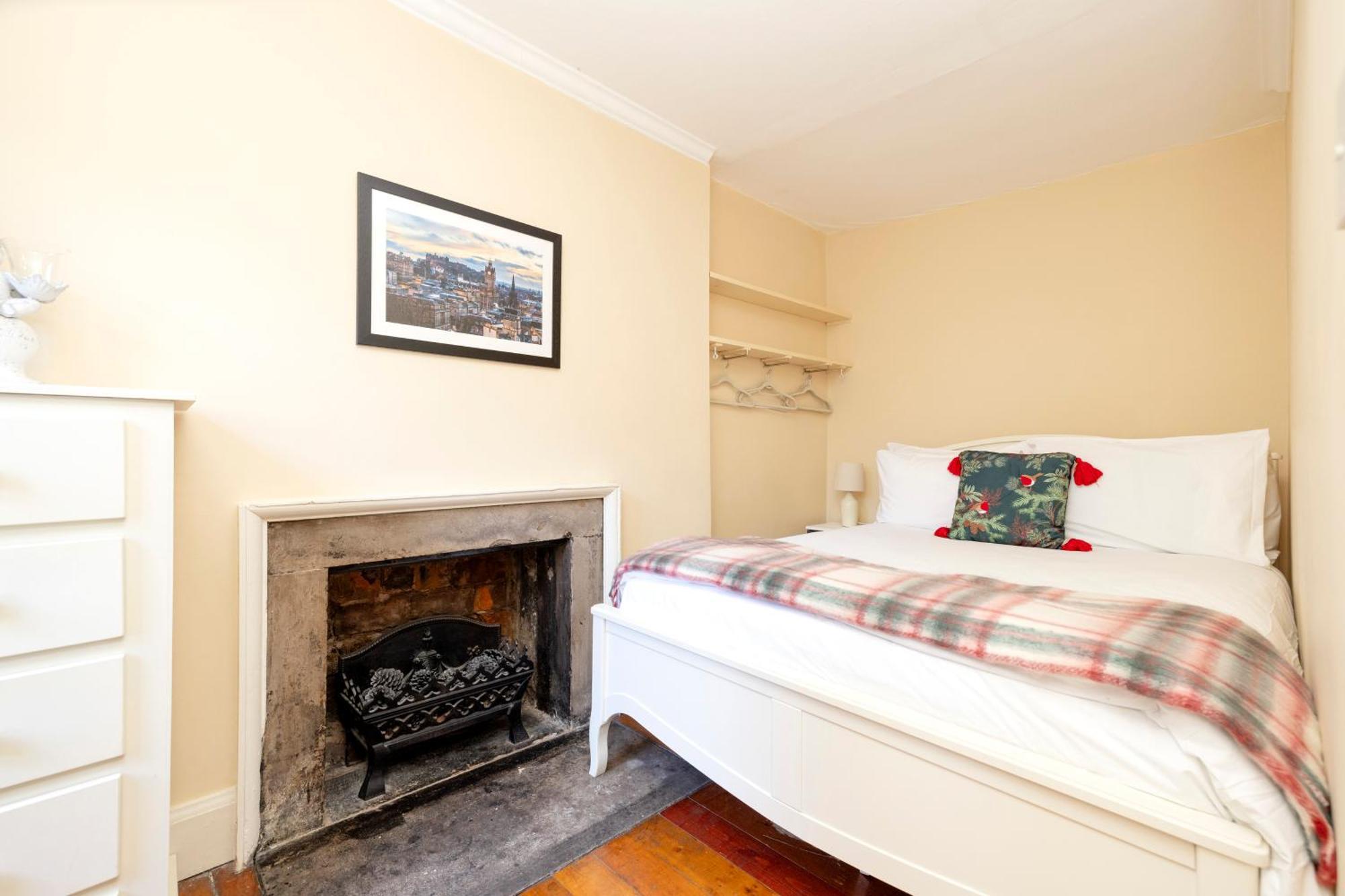 Joivy Beautiful Apartment, Private Garden, Calton Hill Εδιμβούργο Εξωτερικό φωτογραφία