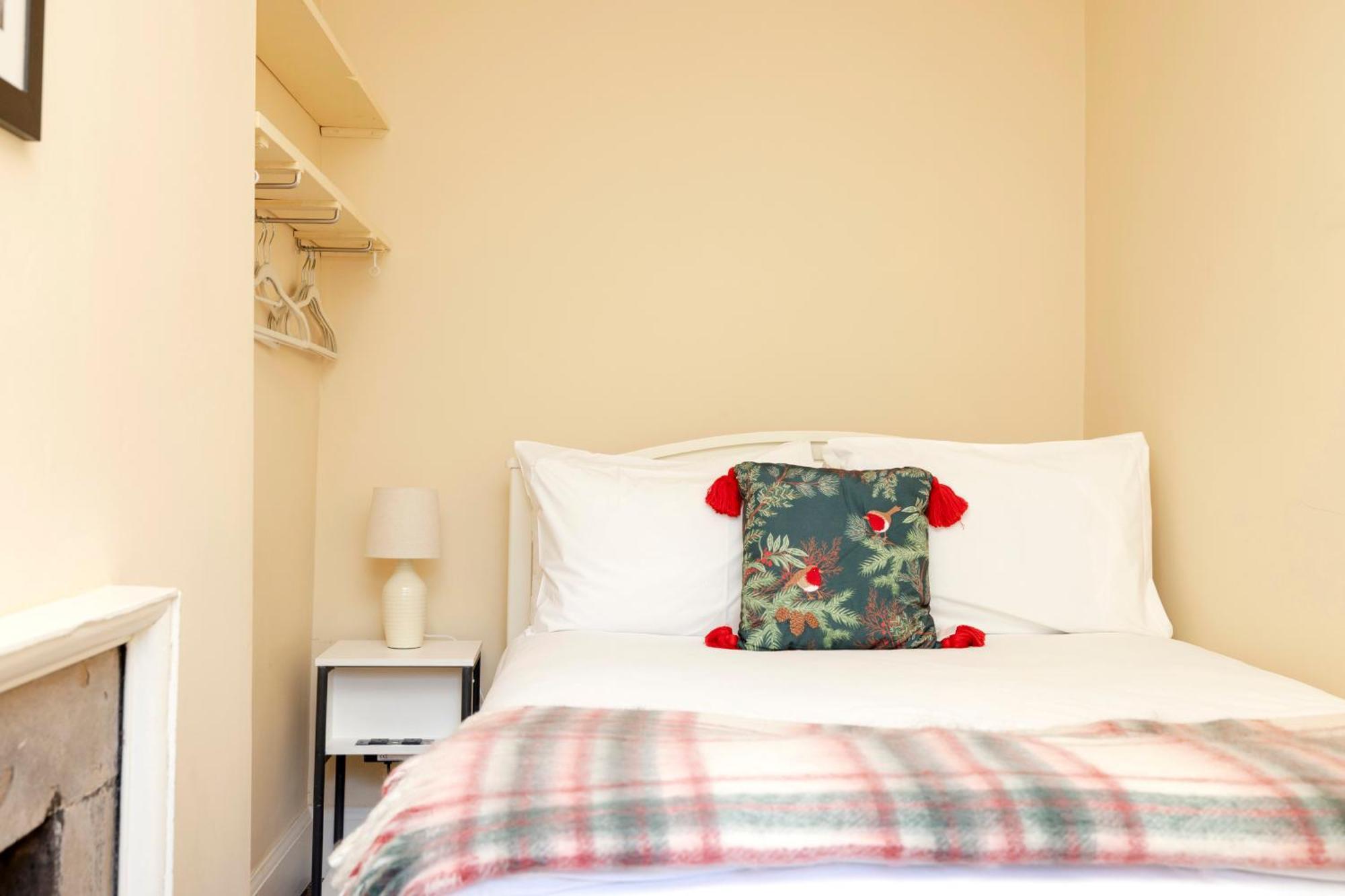 Joivy Beautiful Apartment, Private Garden, Calton Hill Εδιμβούργο Εξωτερικό φωτογραφία