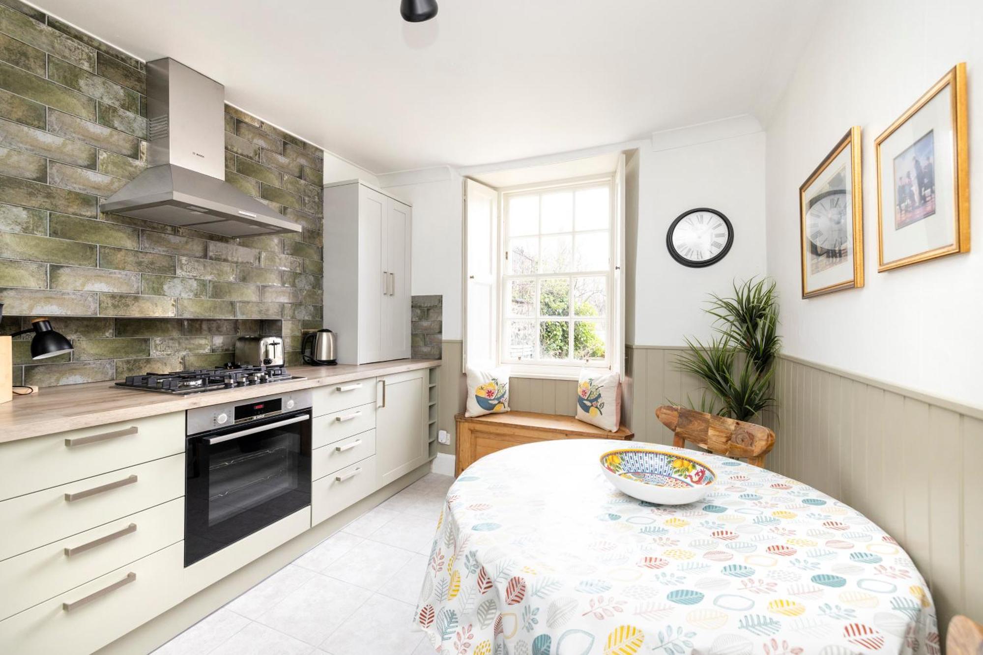 Joivy Beautiful Apartment, Private Garden, Calton Hill Εδιμβούργο Εξωτερικό φωτογραφία